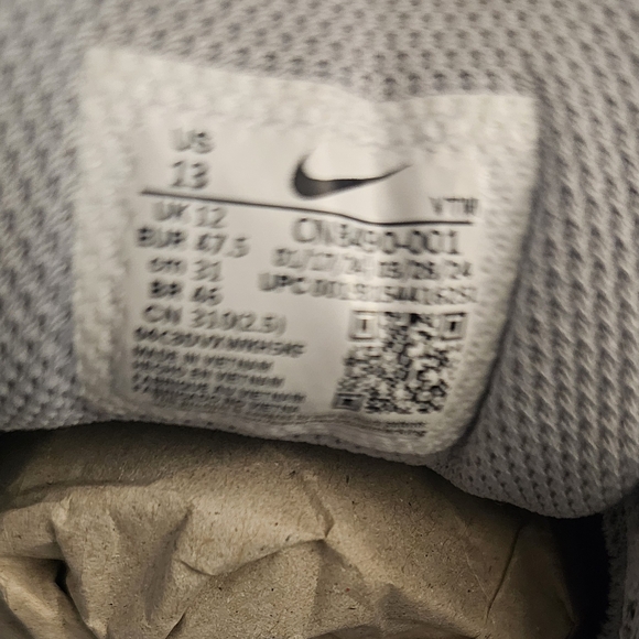 Brand New Nike Air Max 90 Men's Sneakers in Light Gray Original Box Not Included - Picture 5 of 6